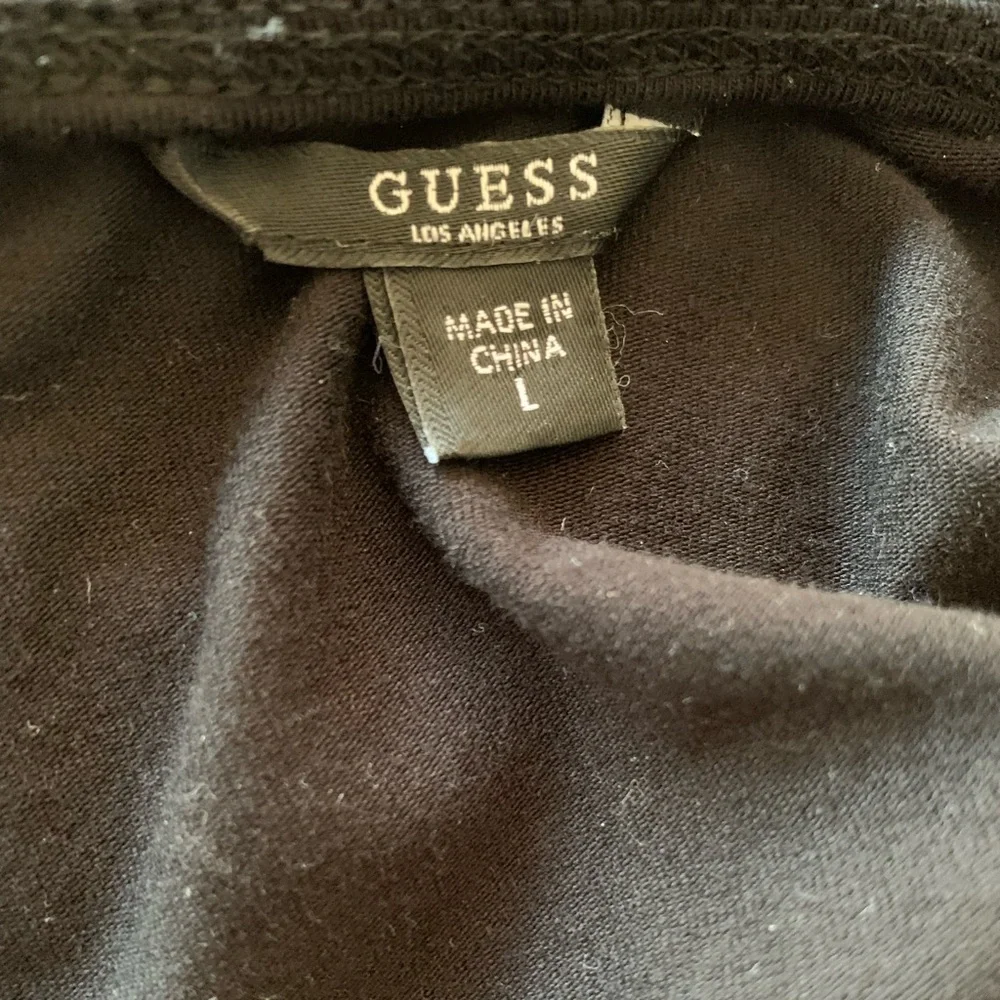 Guess logo bodysuit, size Large. - Picture 9 of 10